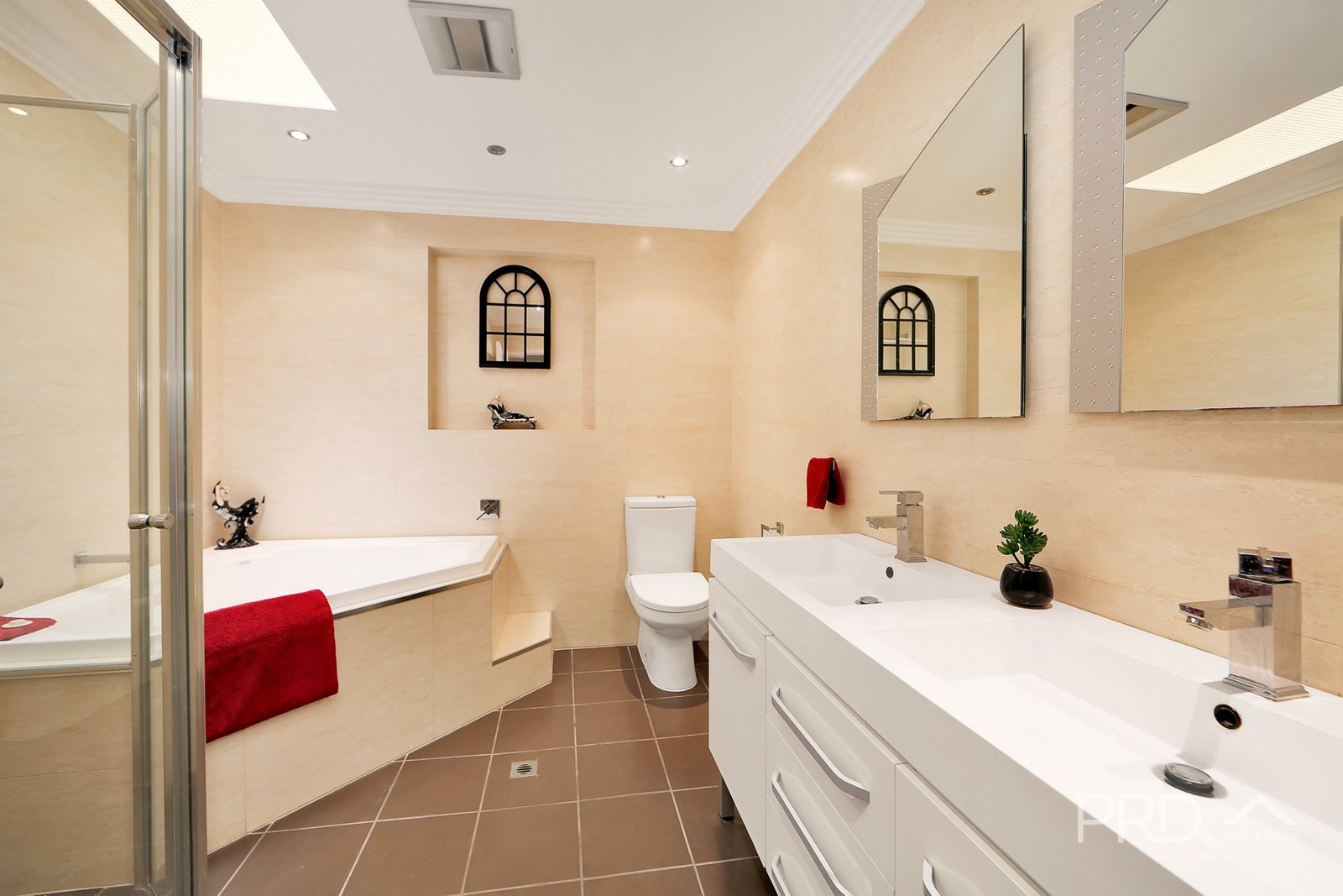 69 Nissen Street URRAWEEN 25