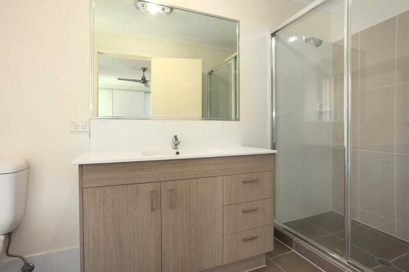 69 Orlando Drive COOMERA 10