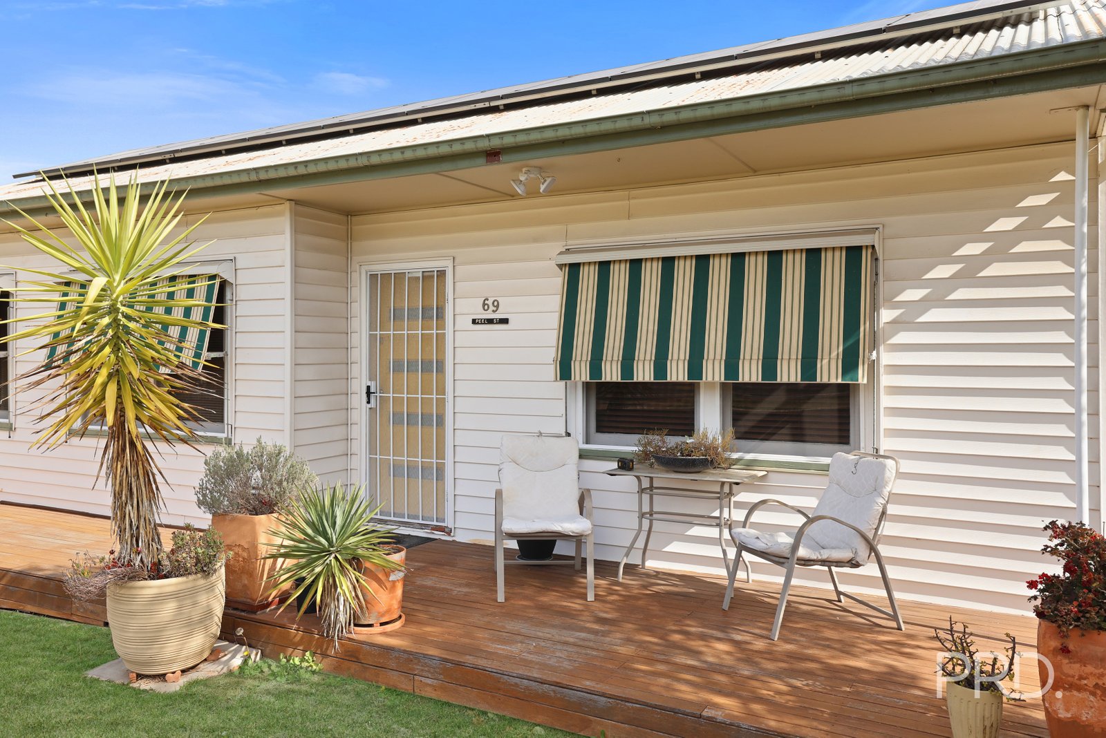 69 Peel Street TAMWORTH 3
