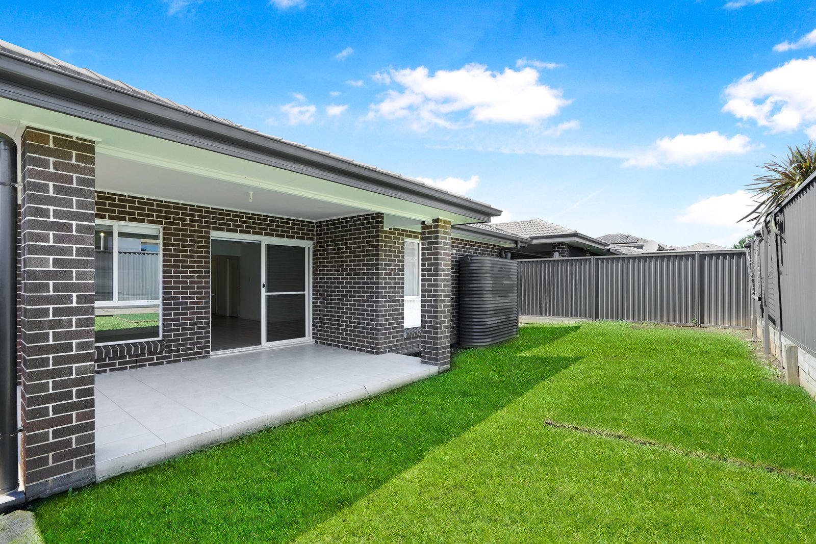 69 Sinclair Parade Jordan Springs 7