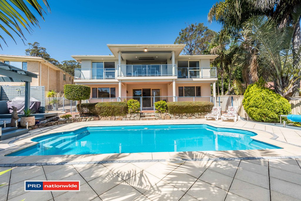 69 The Peninsula  CORLETTE 14