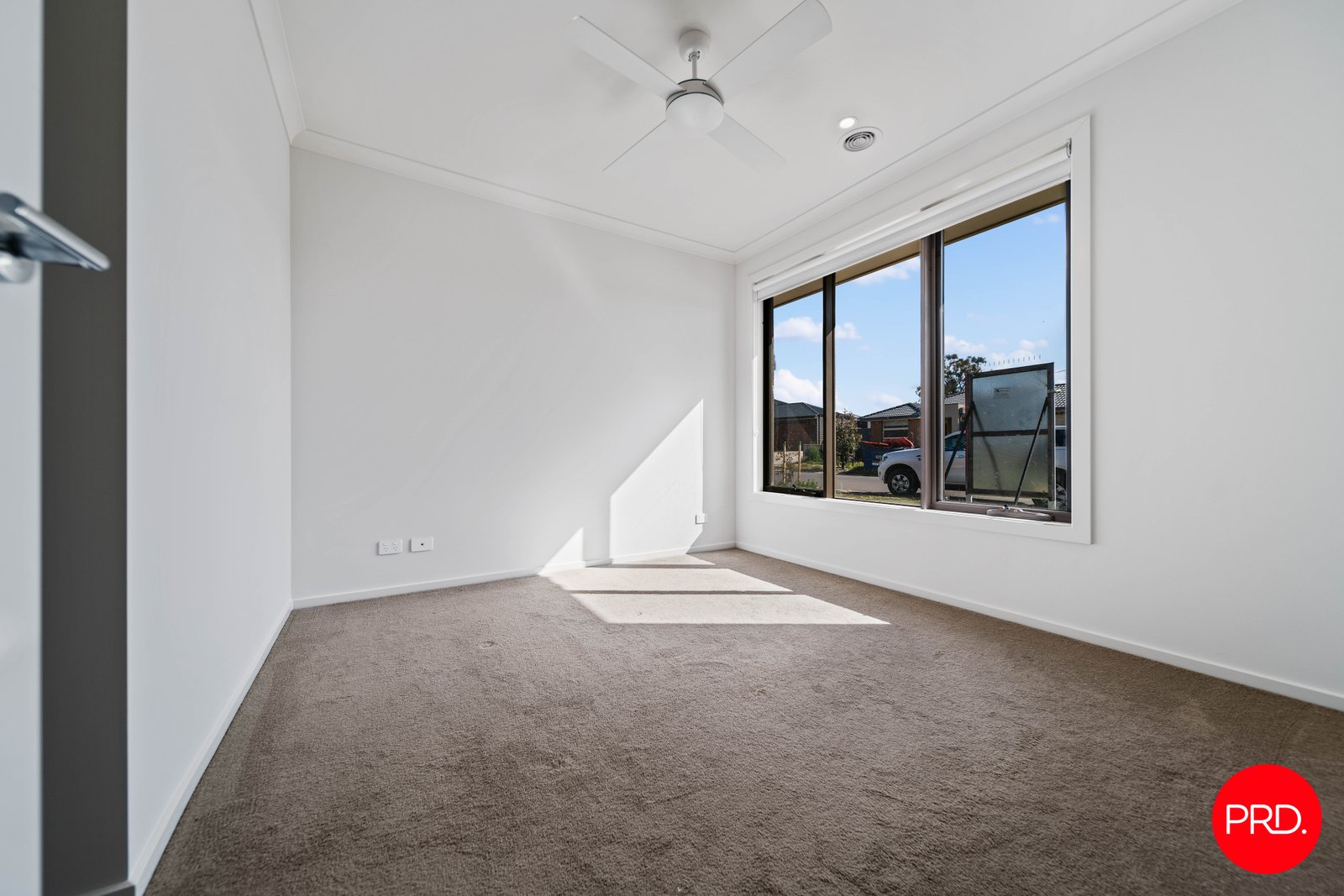 69 Whirrakee Parade HUNTLY 4