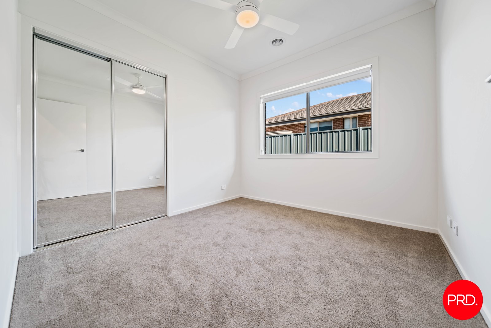 69 Whirrakee Parade HUNTLY 5