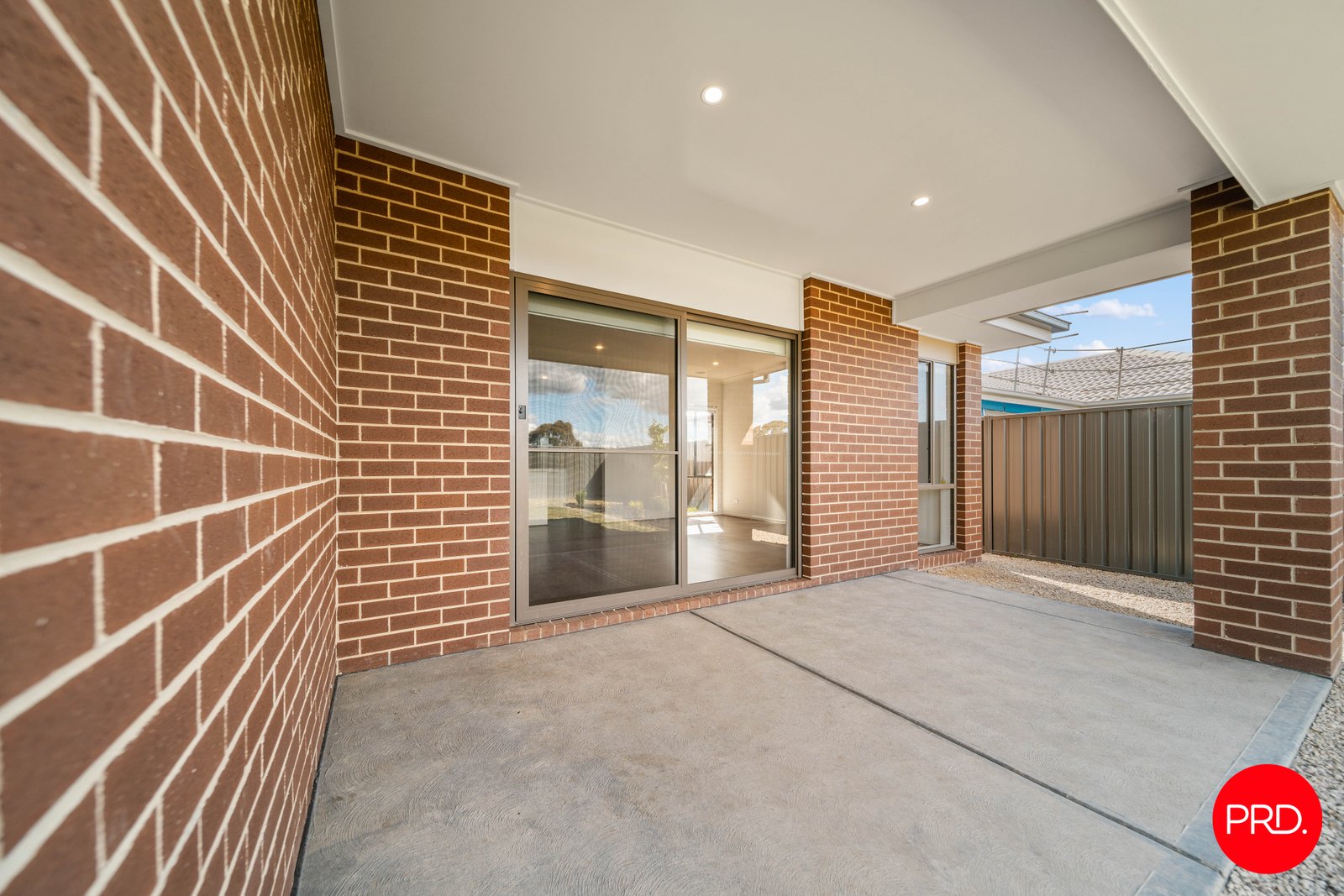 69 Whirrakee Parade HUNTLY 10