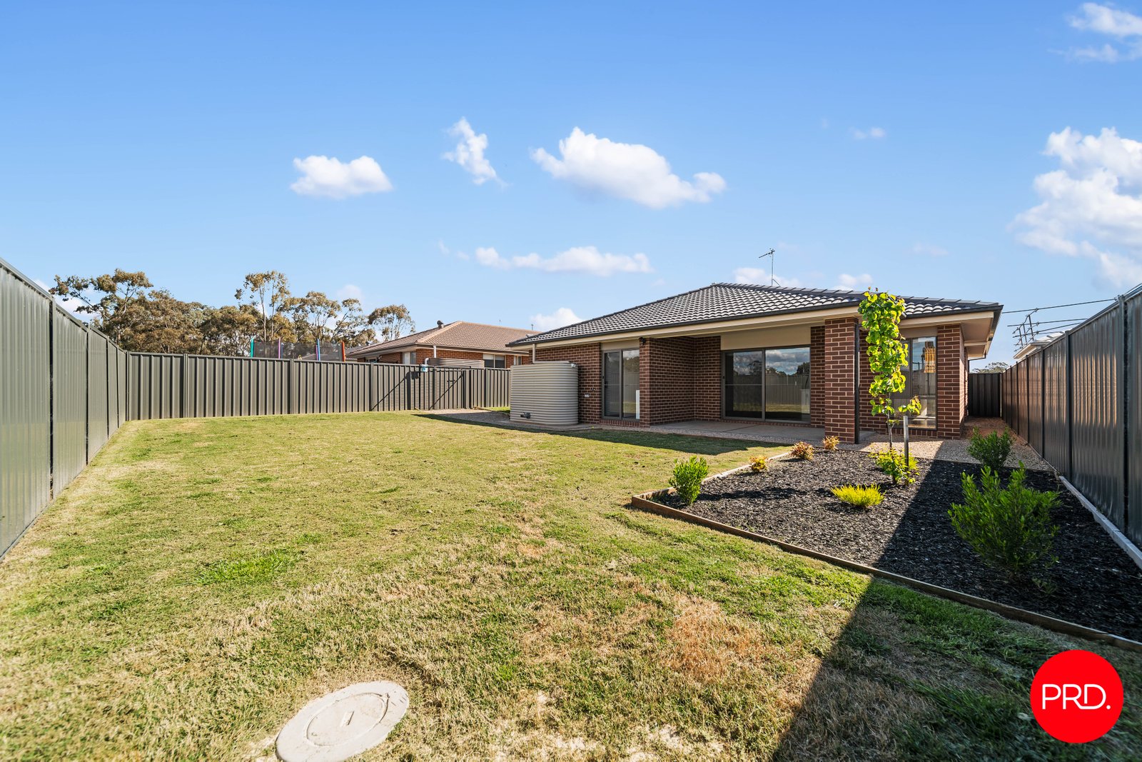 69 Whirrakee Parade HUNTLY 11