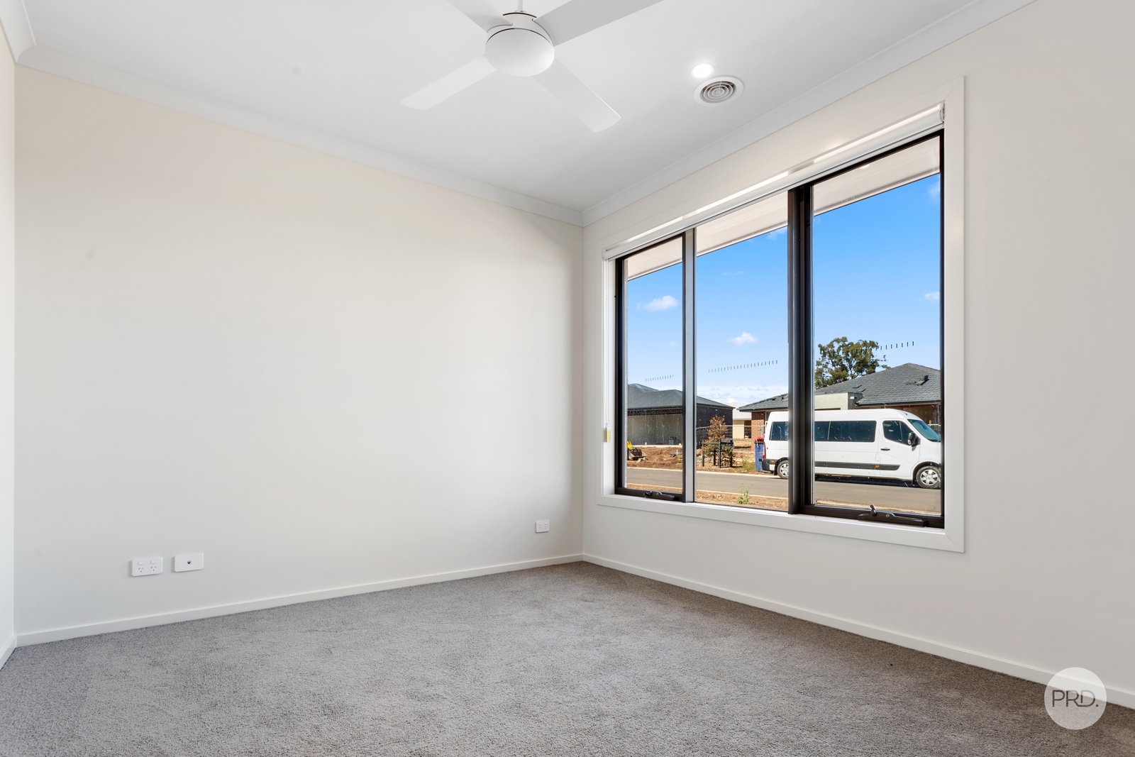 69 Whirrakee Parade HUNTLY 7