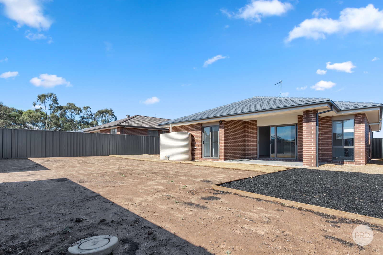 69 Whirrakee Parade HUNTLY 13