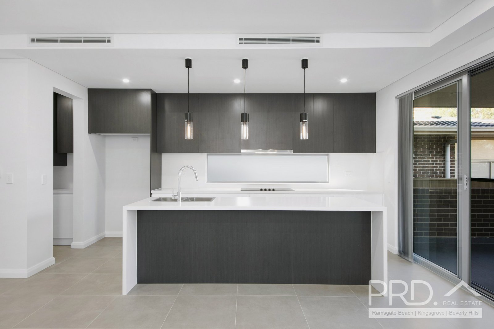 69 Wilbur Street GREENACRE 2