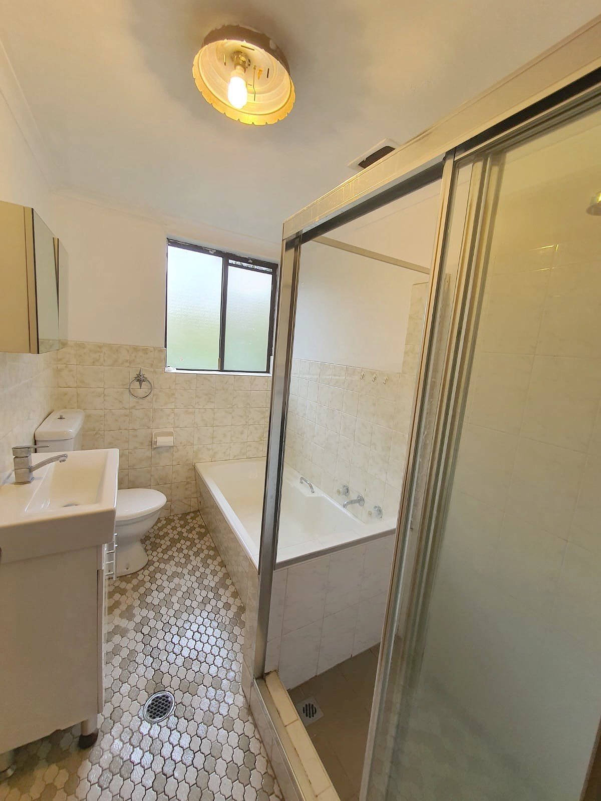 6/90 Copeland St  LIVERPOOL 7