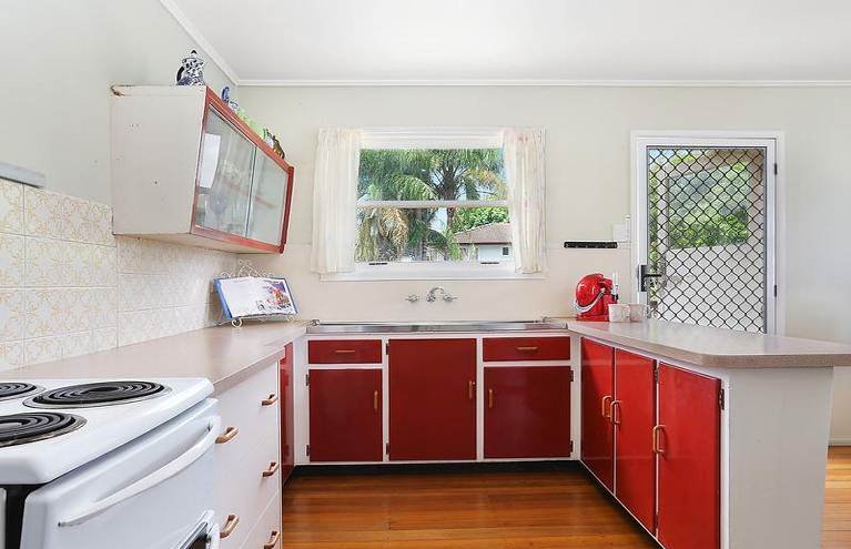 690 Robinson Road West  ASPLEY 3