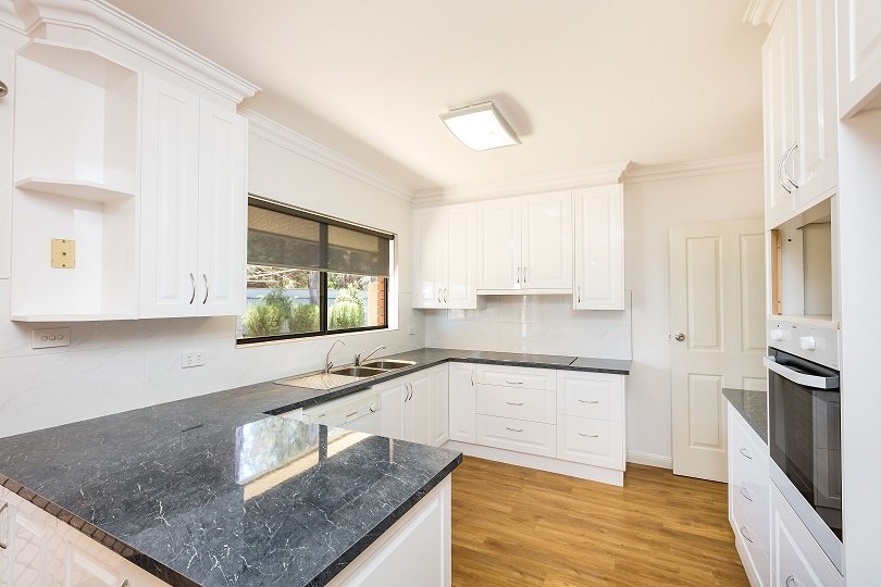 690 Sandilong Avenue IRYMPLE 3