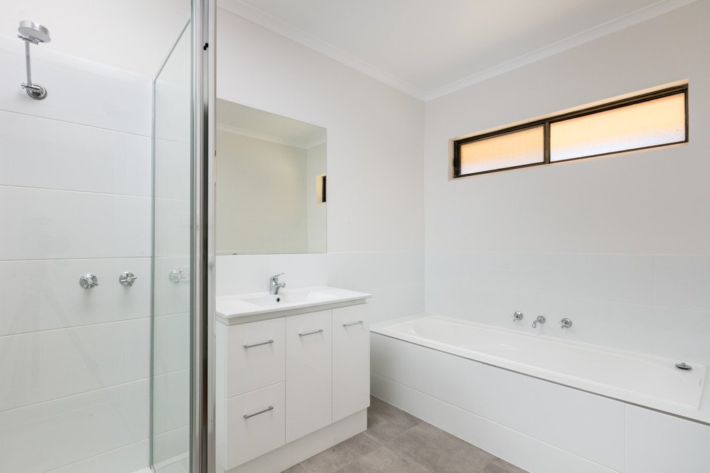 690 Sandilong Avenue IRYMPLE 5