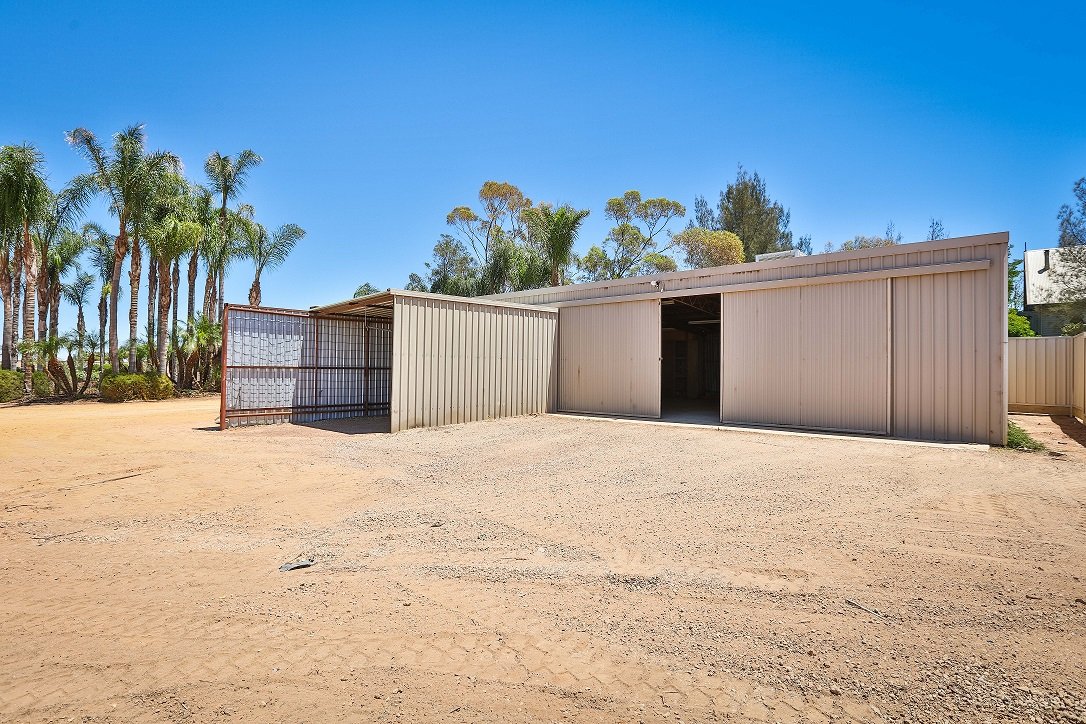 690 Sandilong Avenue IRYMPLE 7