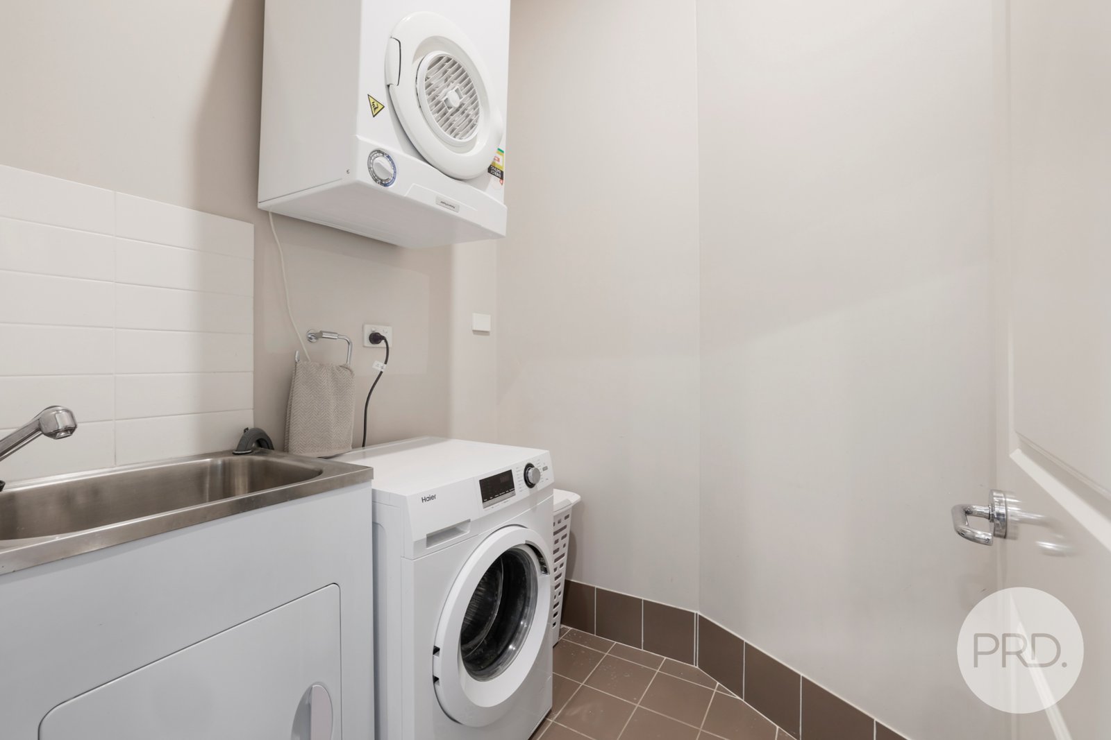 6/91 The Heights HILLVUE 14