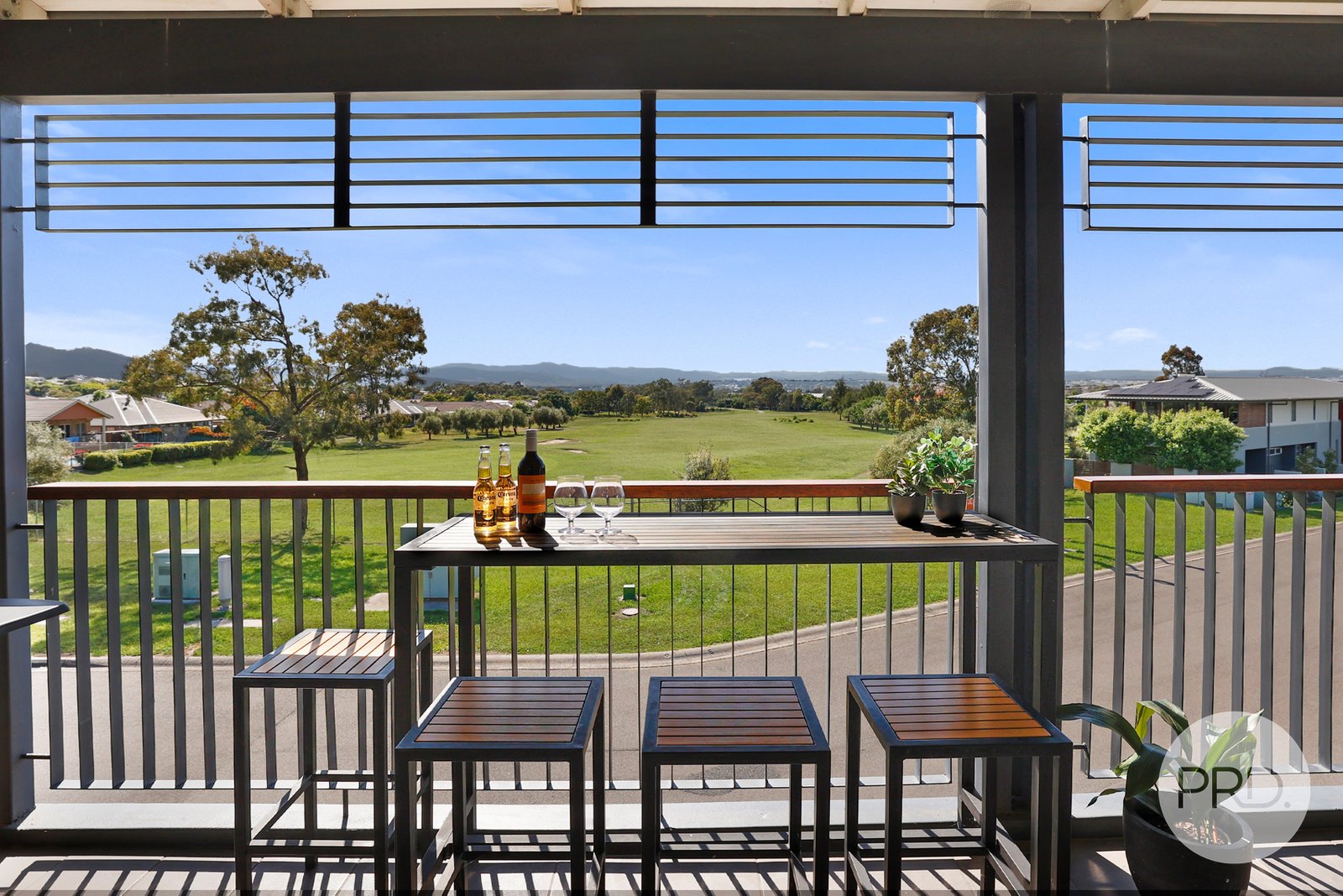 6/91 The Heights HILLVUE 16