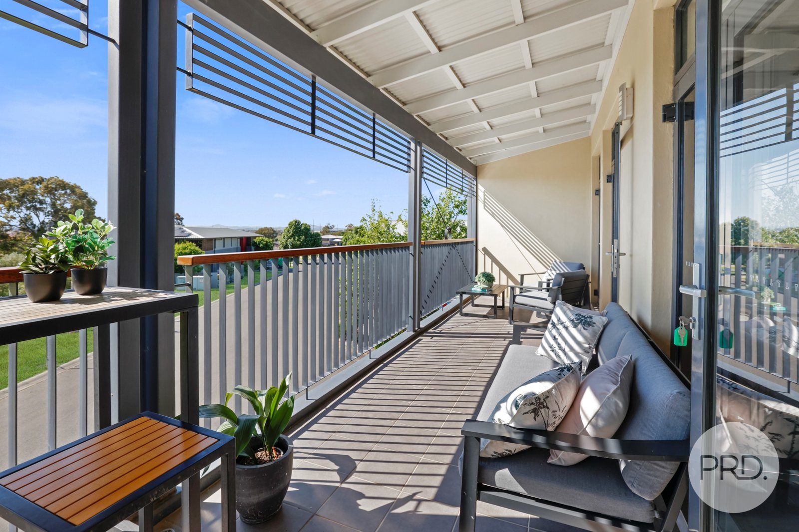 6/91 The Heights HILLVUE 18