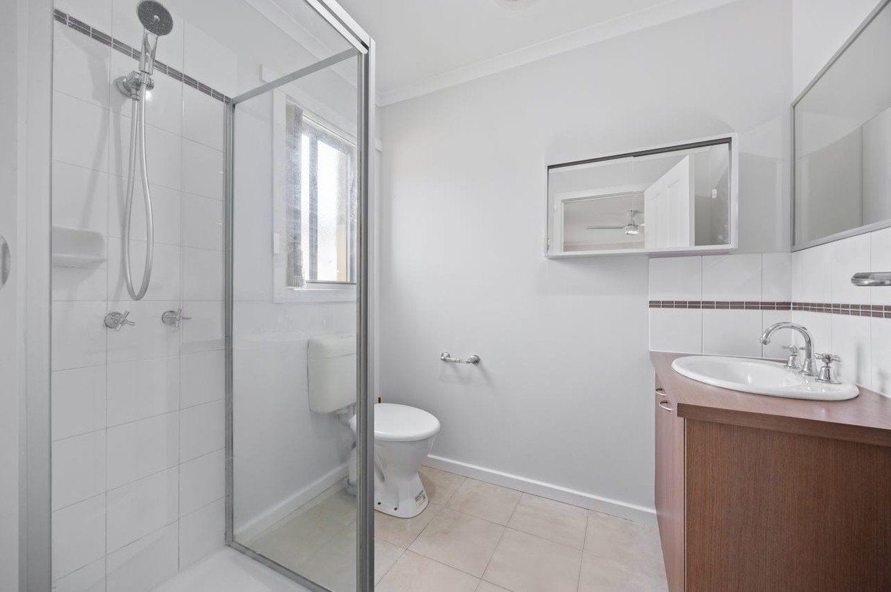 6/912 Geelong Road CANADIAN 6