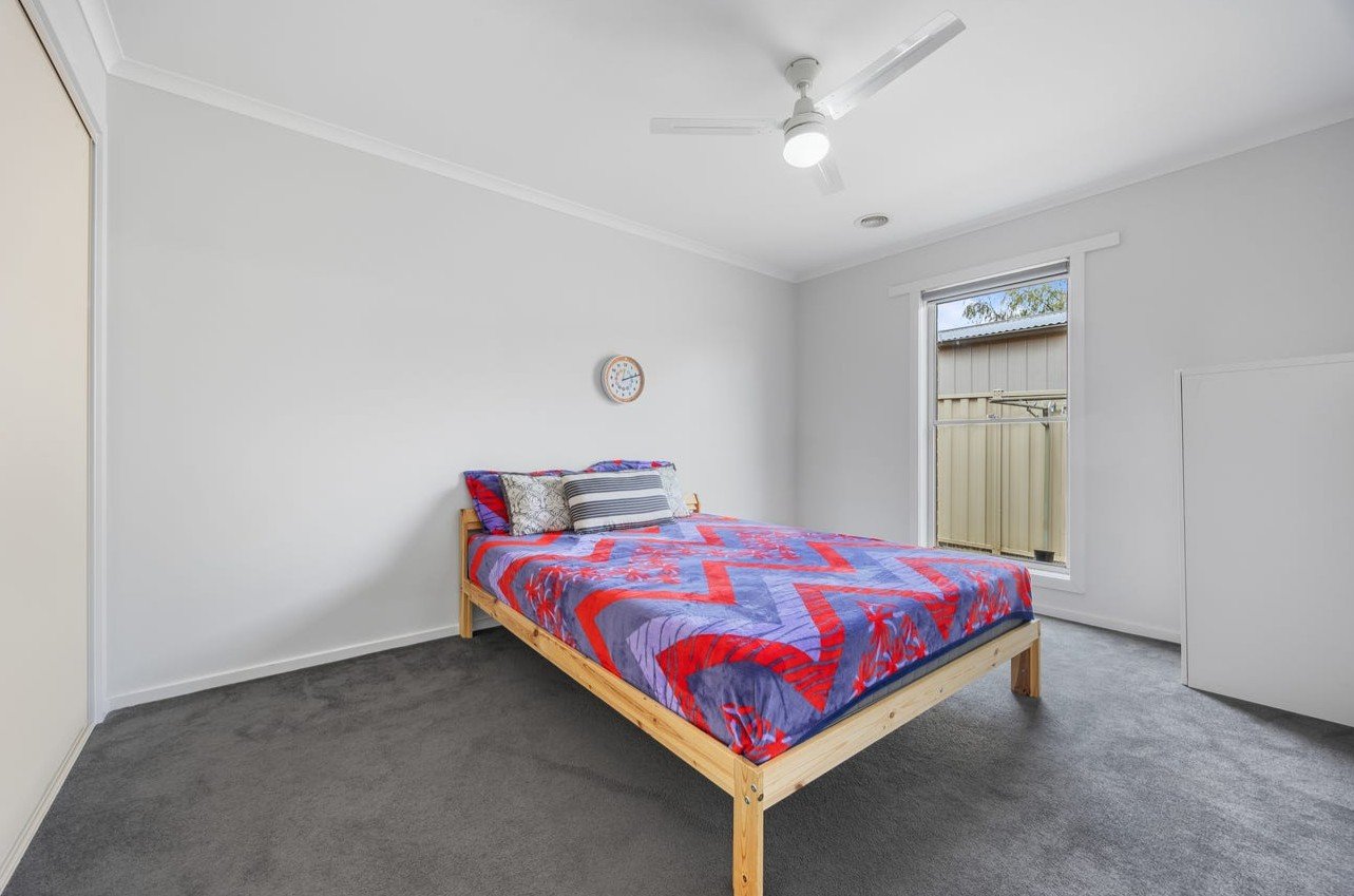 6/912 Geelong Road CANADIAN 7