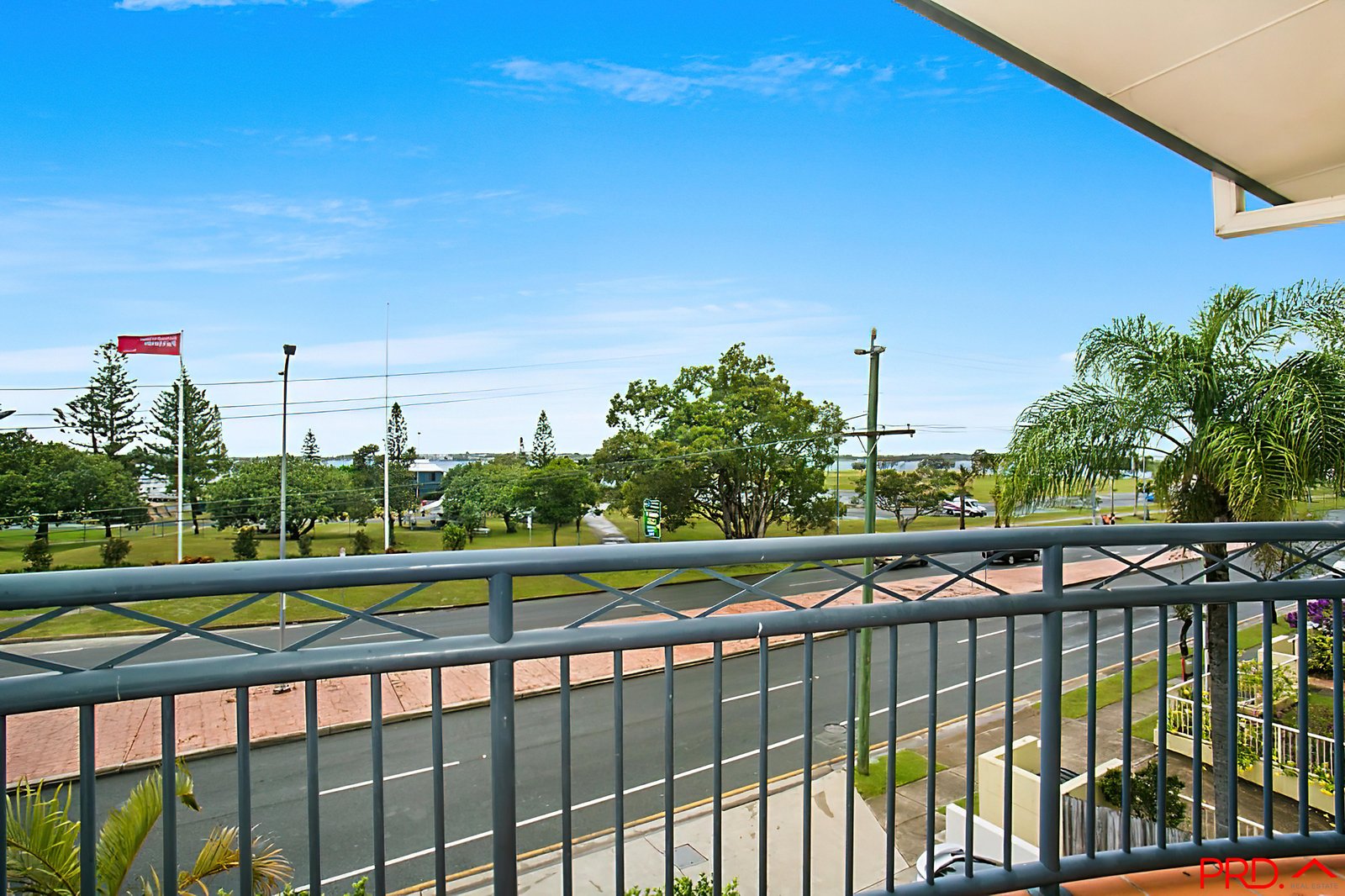 69/150 Marine Parade SOUTHPORT 3