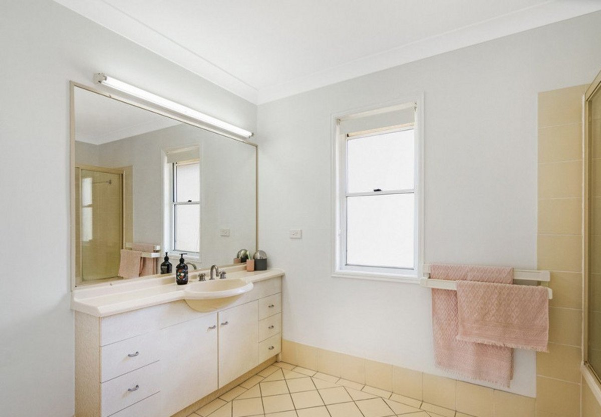 69/215 Cottesloe Drive Mermaid Waters 7