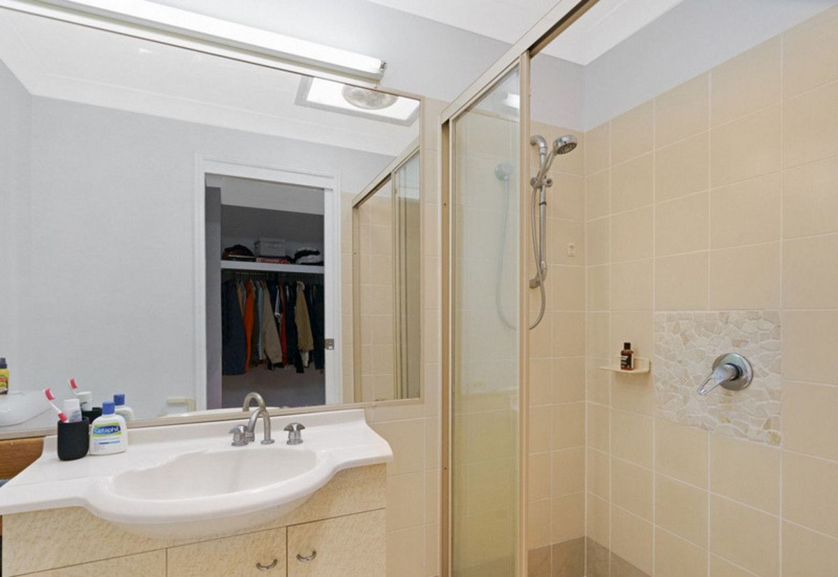 69/215 Cottesloe Drive Mermaid Waters 9