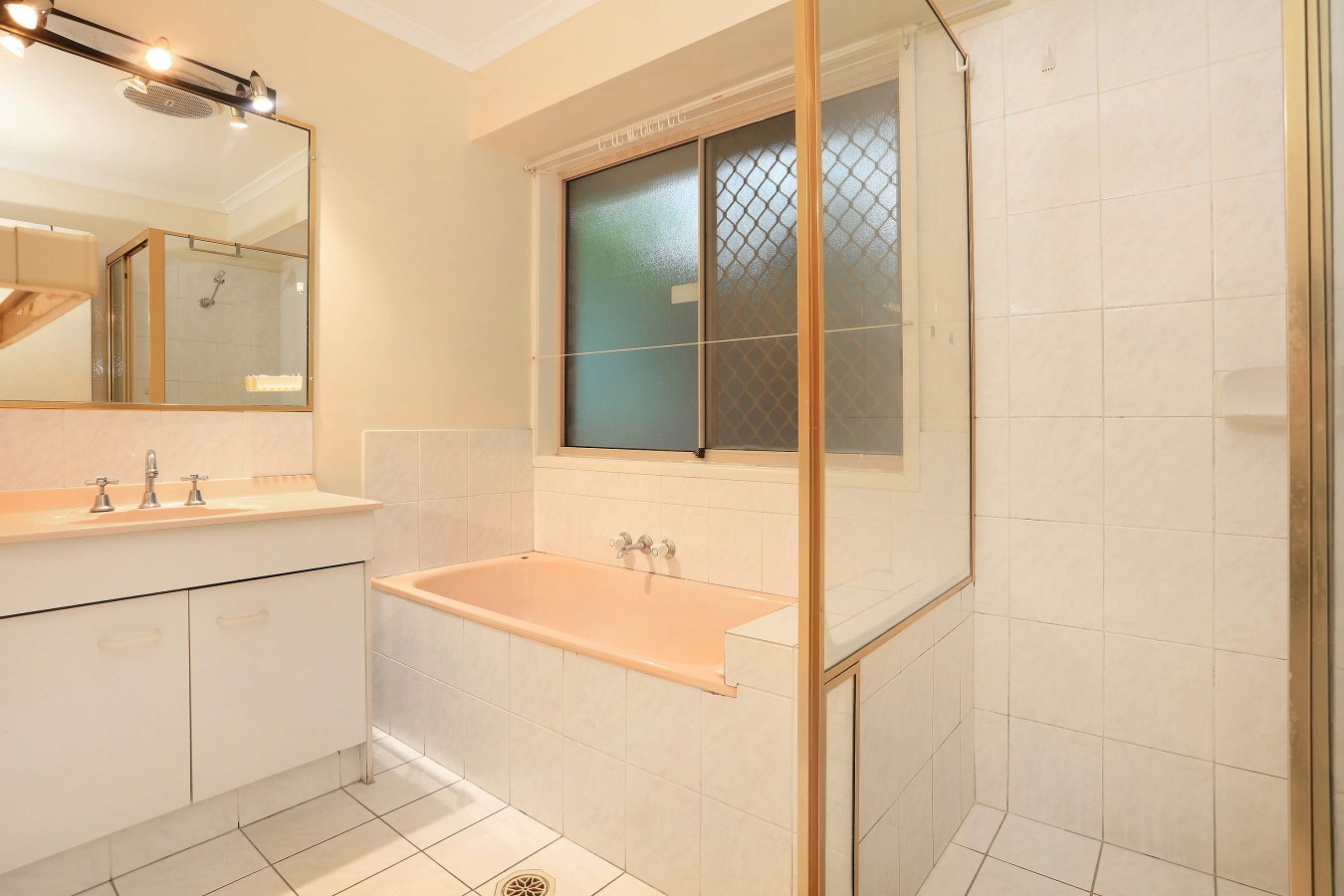 693 Ashmore Road MOLENDINAR 13