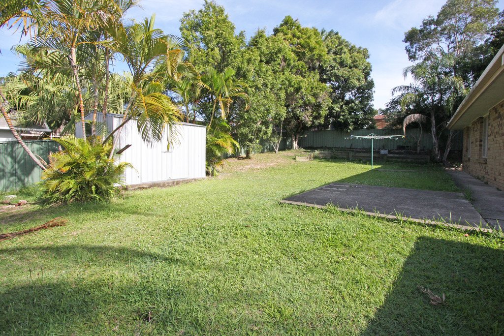693 Ashmore Road MOLENDINAR 17