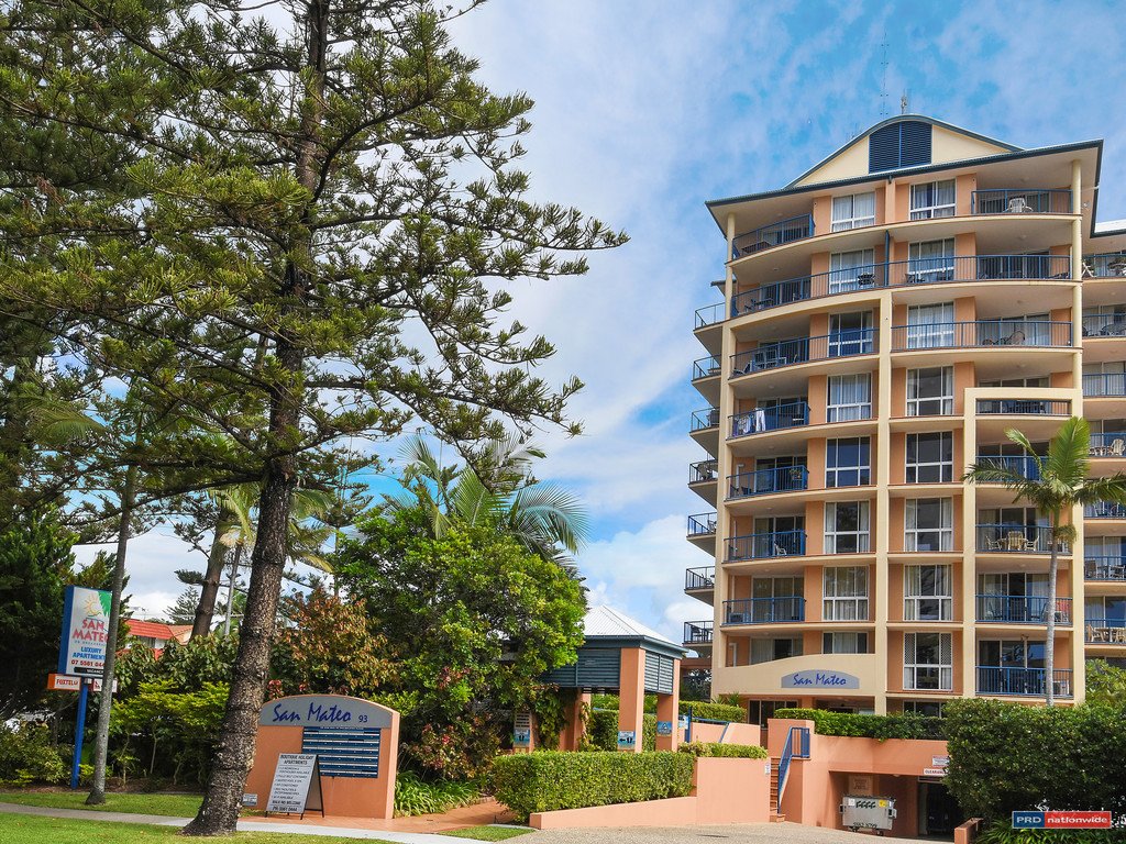 6/93 Old Burleigh Road BROADBEACH 10