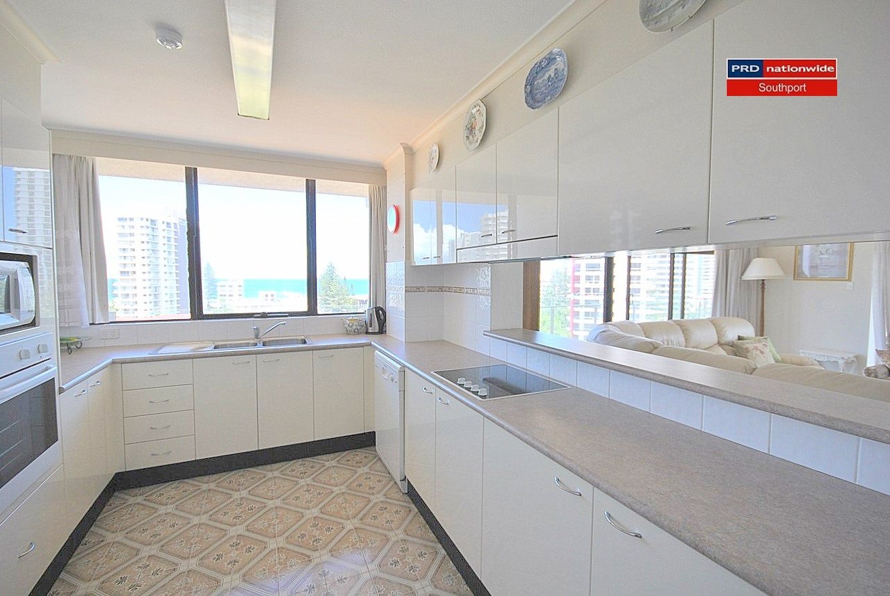 69/33 'Thornton Towers' Thornton Street SURFERS PARADISE 4