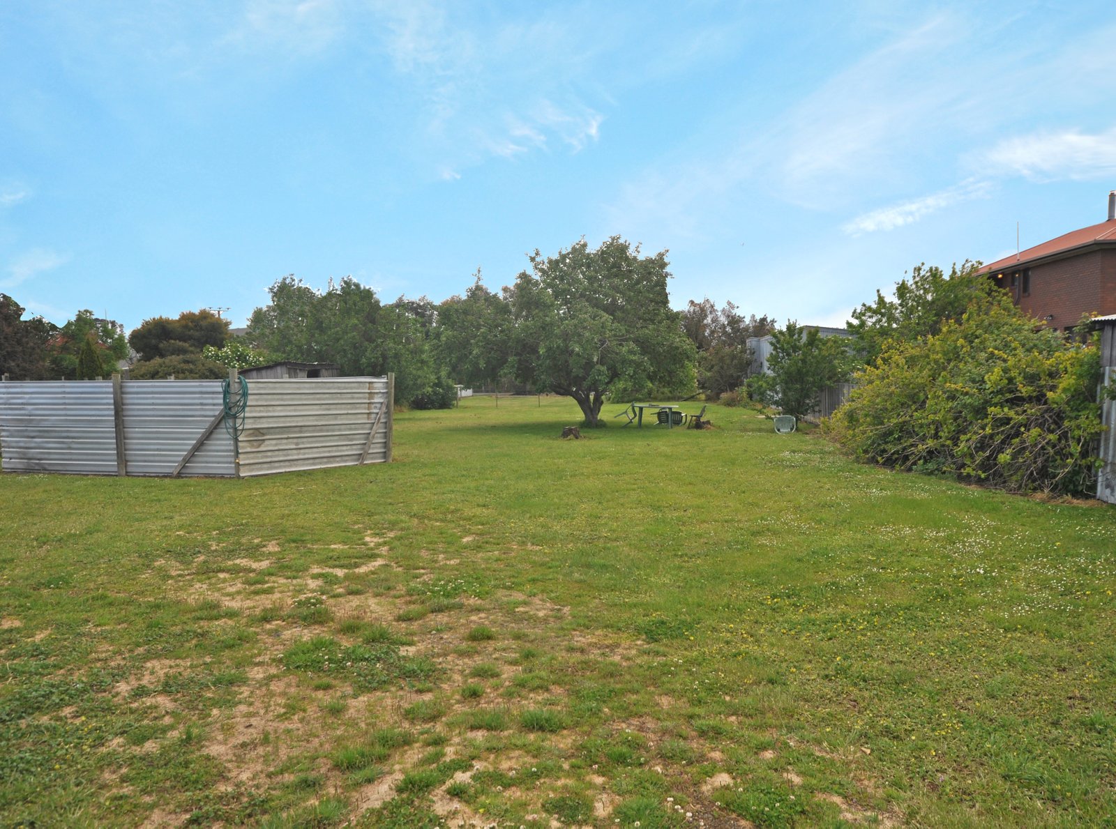 6943 Lyell Highway OUSE 4