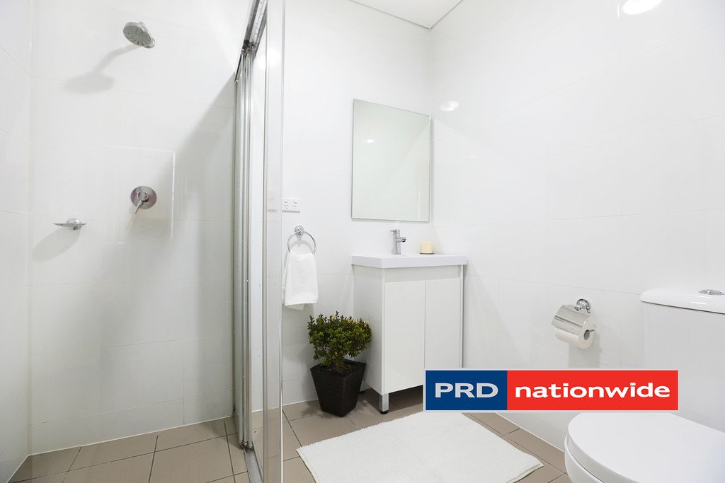 69/56 Lakeside Parade JORDAN SPRINGS 5