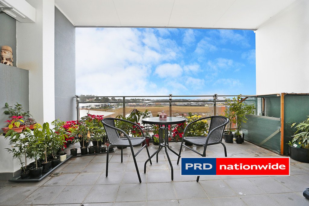 69/56 Lakeside Parade JORDAN SPRINGS 9