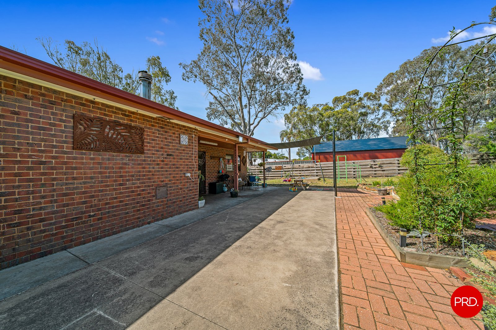 696 Midland Hwy  HUNTLY 16