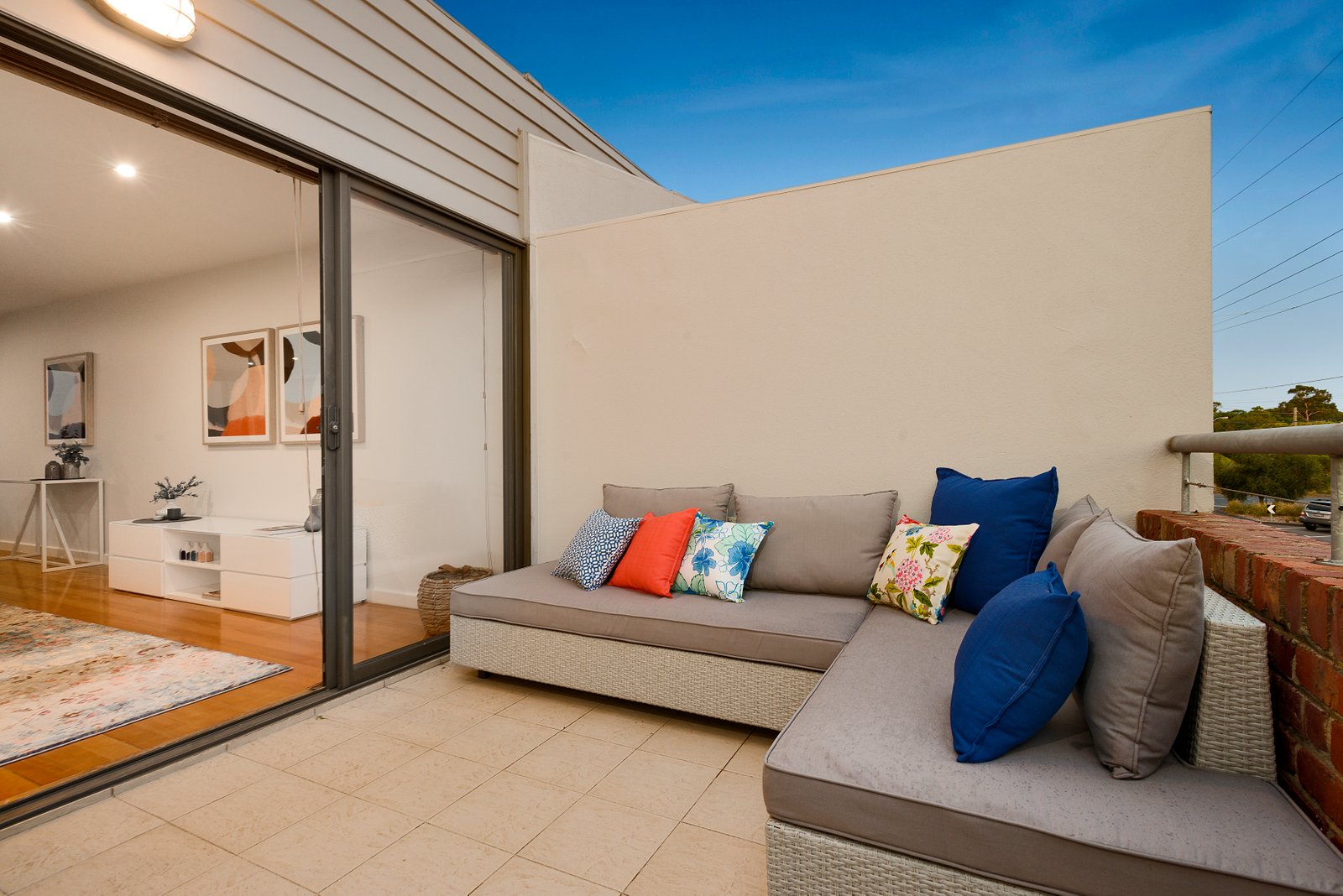 Gallery: 6/97 Cruikshank Street