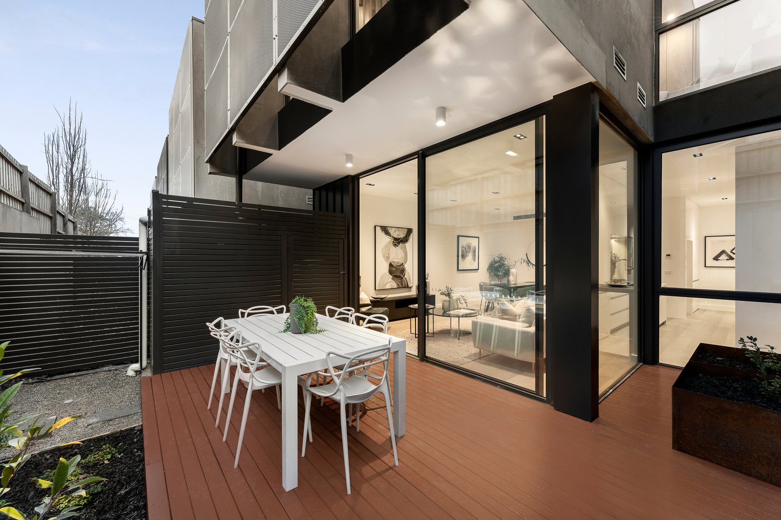 6/97 Rostrevor Parade, Mont Albert North, 3129