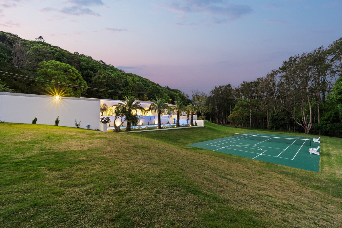 697 Tallebudgera Creek Road Tallebudgera Valley 2