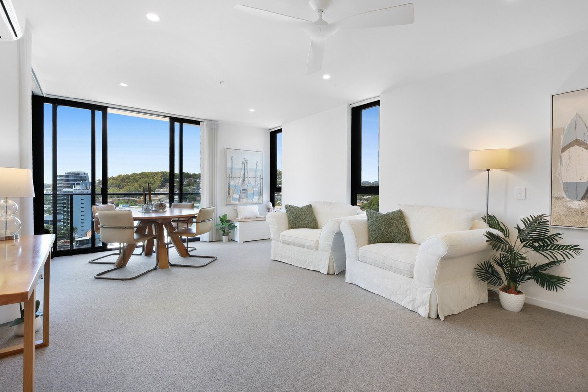 69/72 The Esplanade Burleigh Heads 8