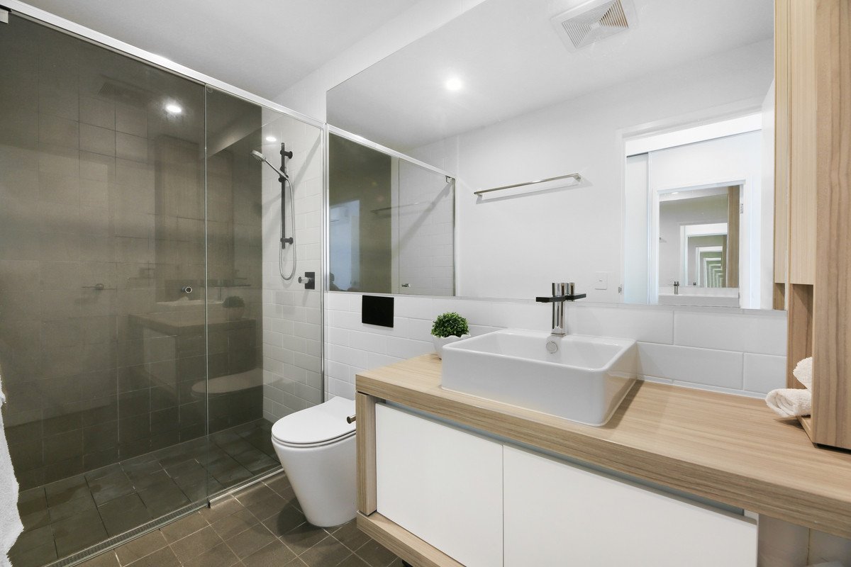 69/72 The Esplanade Burleigh Heads 13