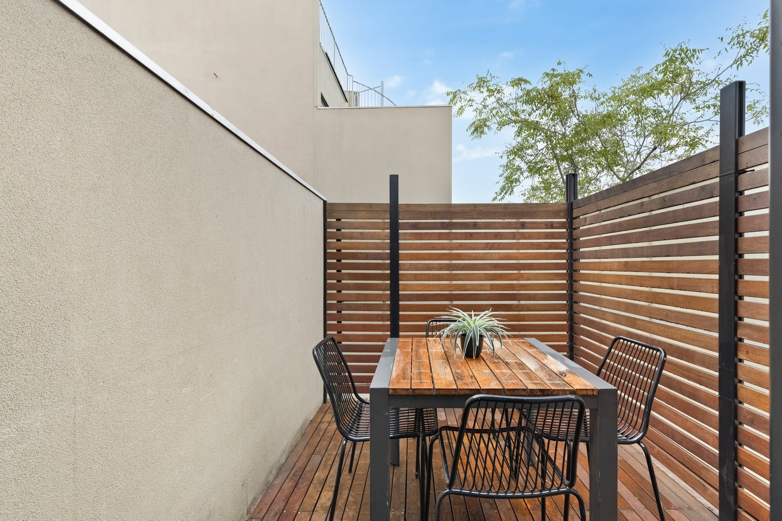 Gallery: 6/98 Barkly Street