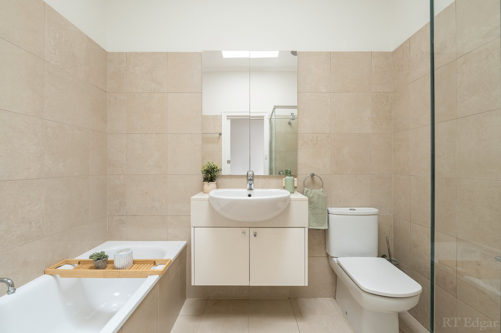 Real Estate and Property in 699 Malvern Road, Toorak, VIC