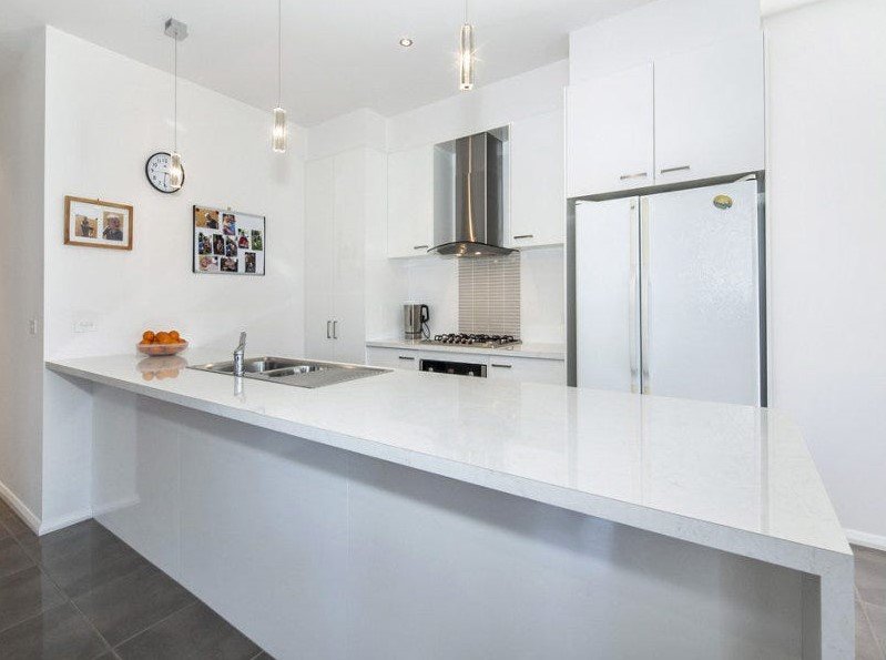 Gallery: 69A Longley Street