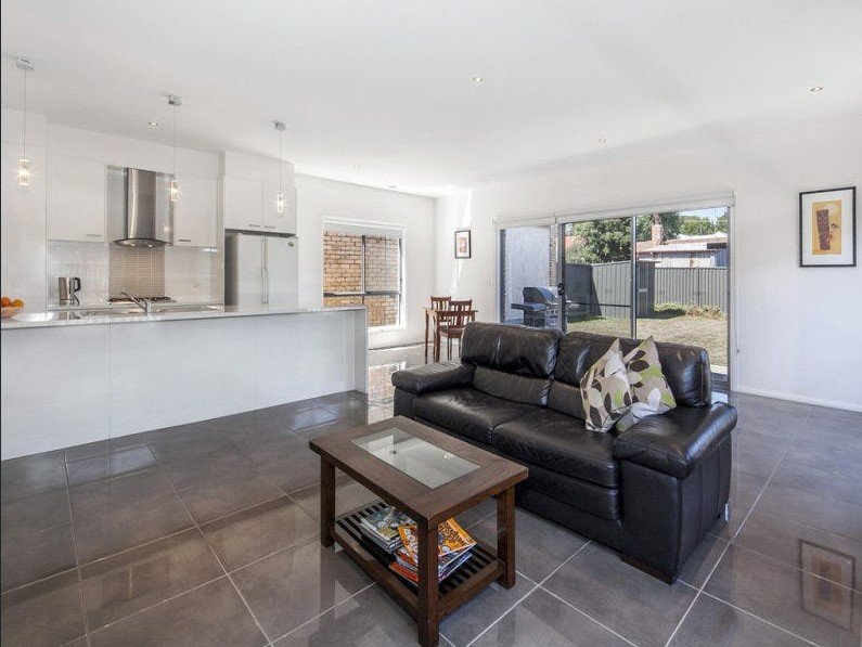Gallery: 69A Longley Street
