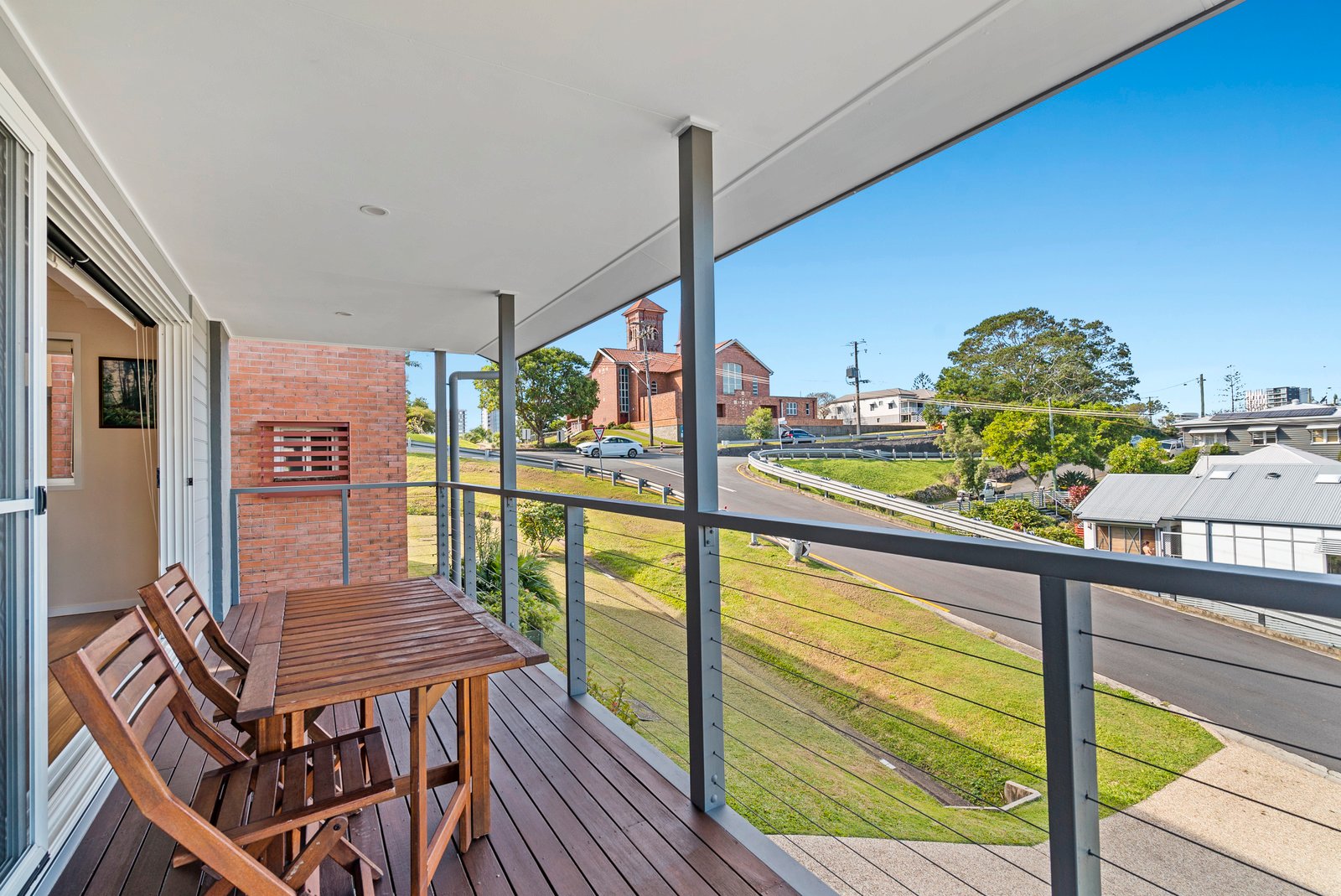 69A McLean Street COOLANGATTA 9