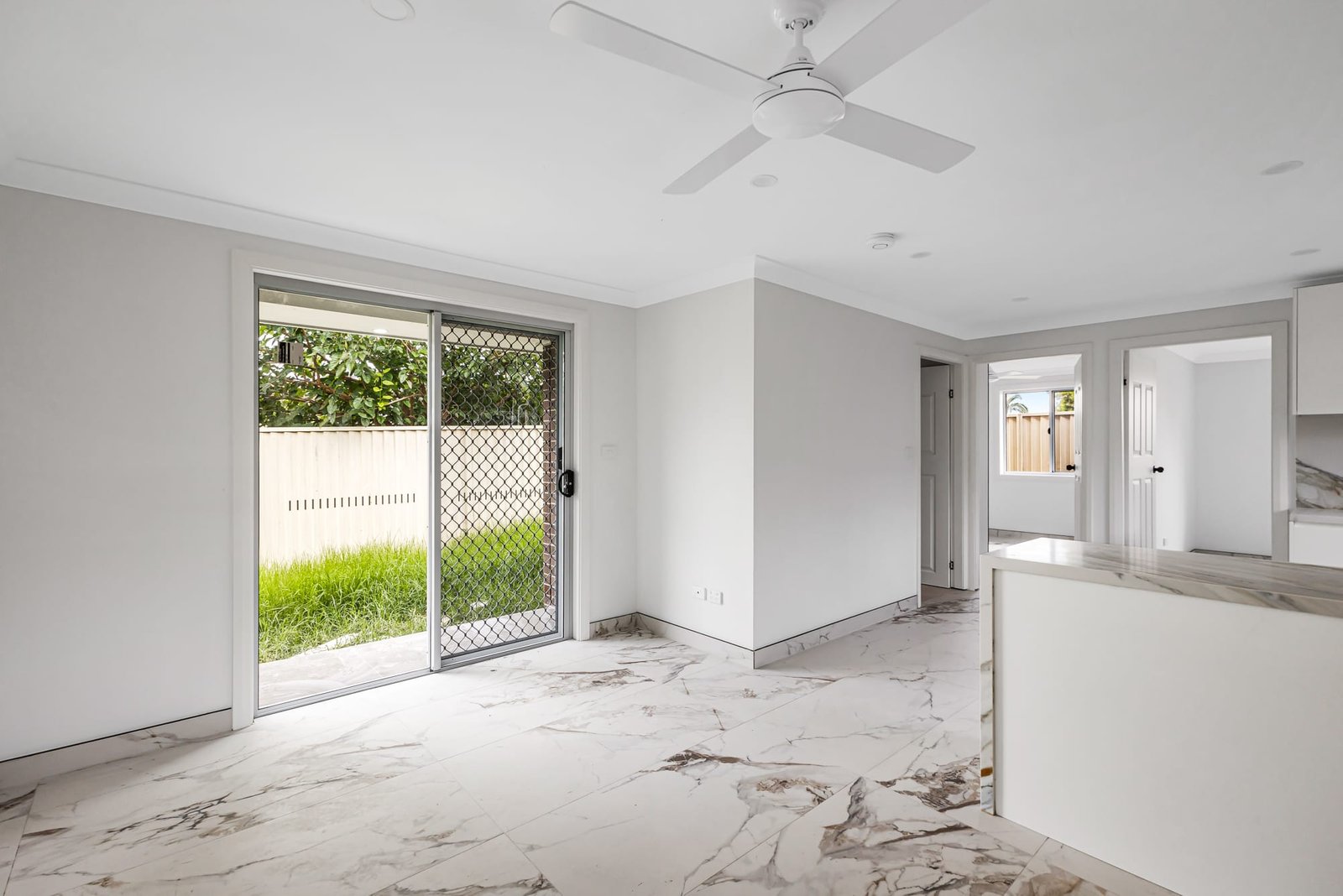 6a Albatross Avenue HINCHINBROOK 2