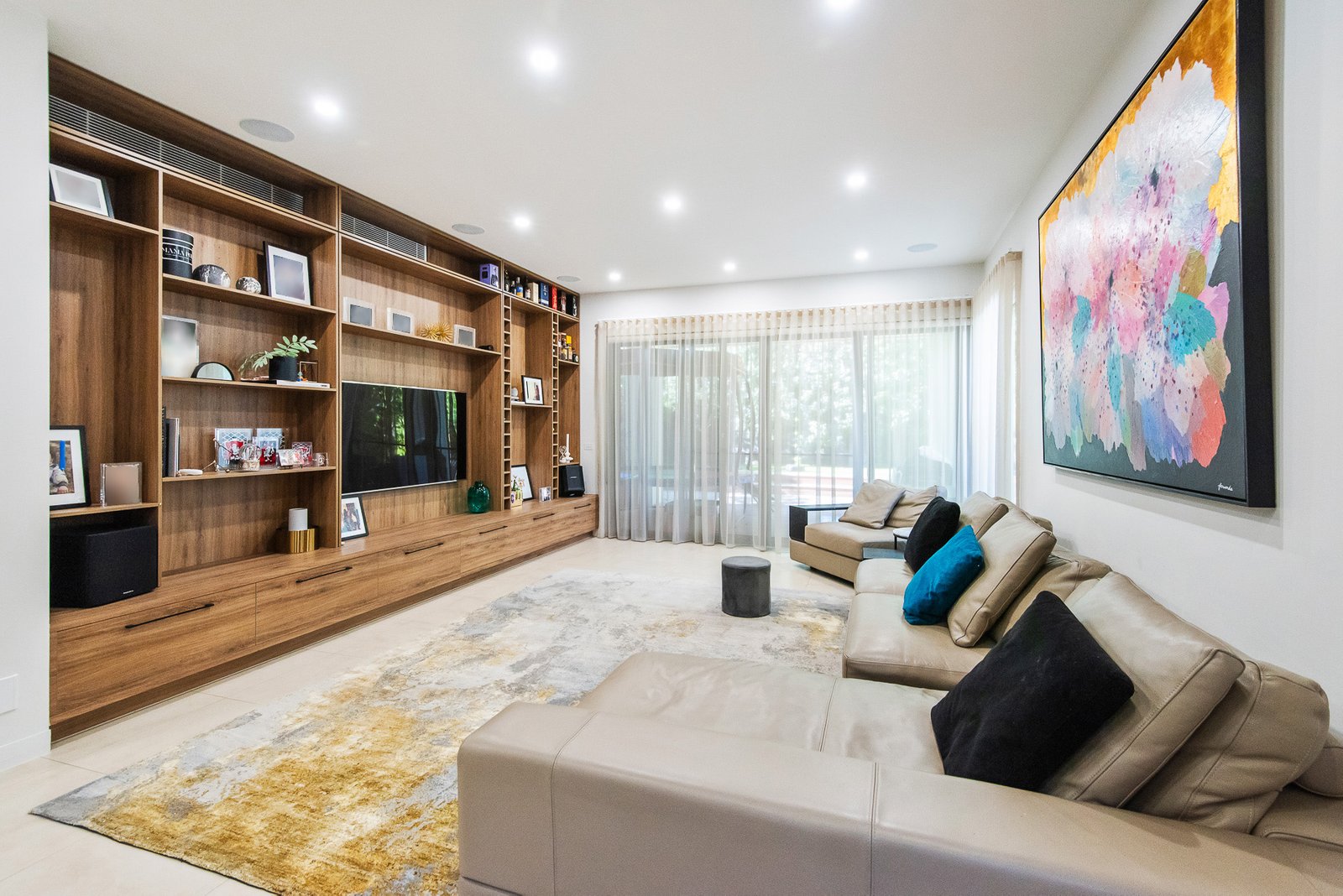 Gallery: 6A Baird Street