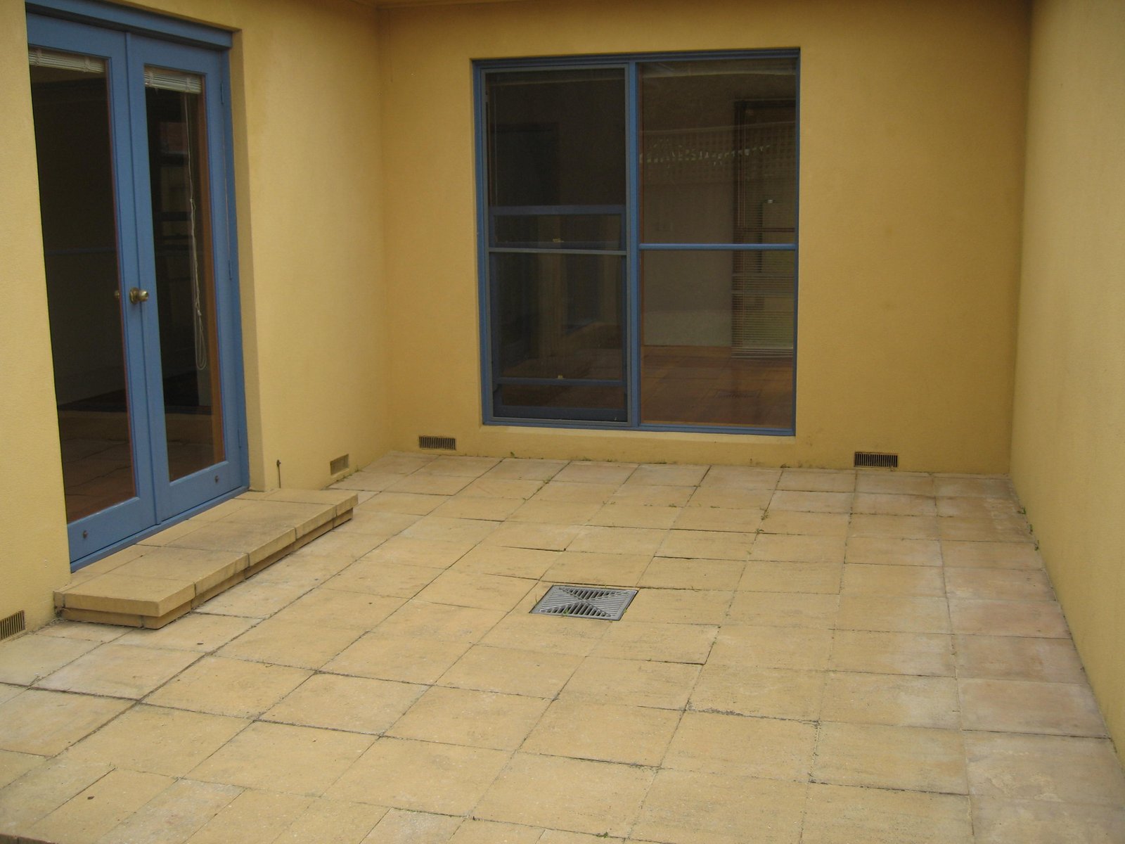 Gallery: 6a Clements Street