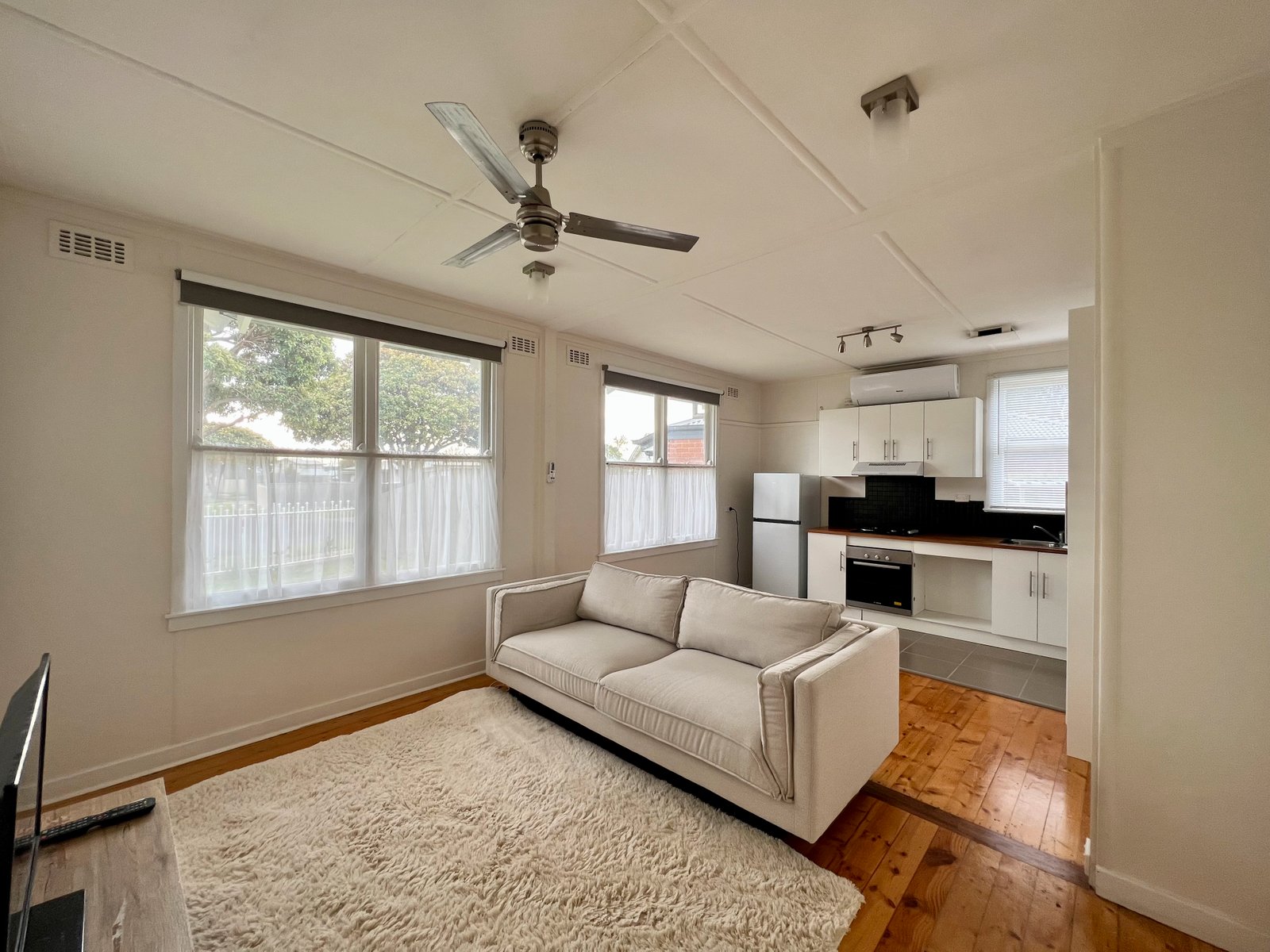 Gallery: 6a Emu Court