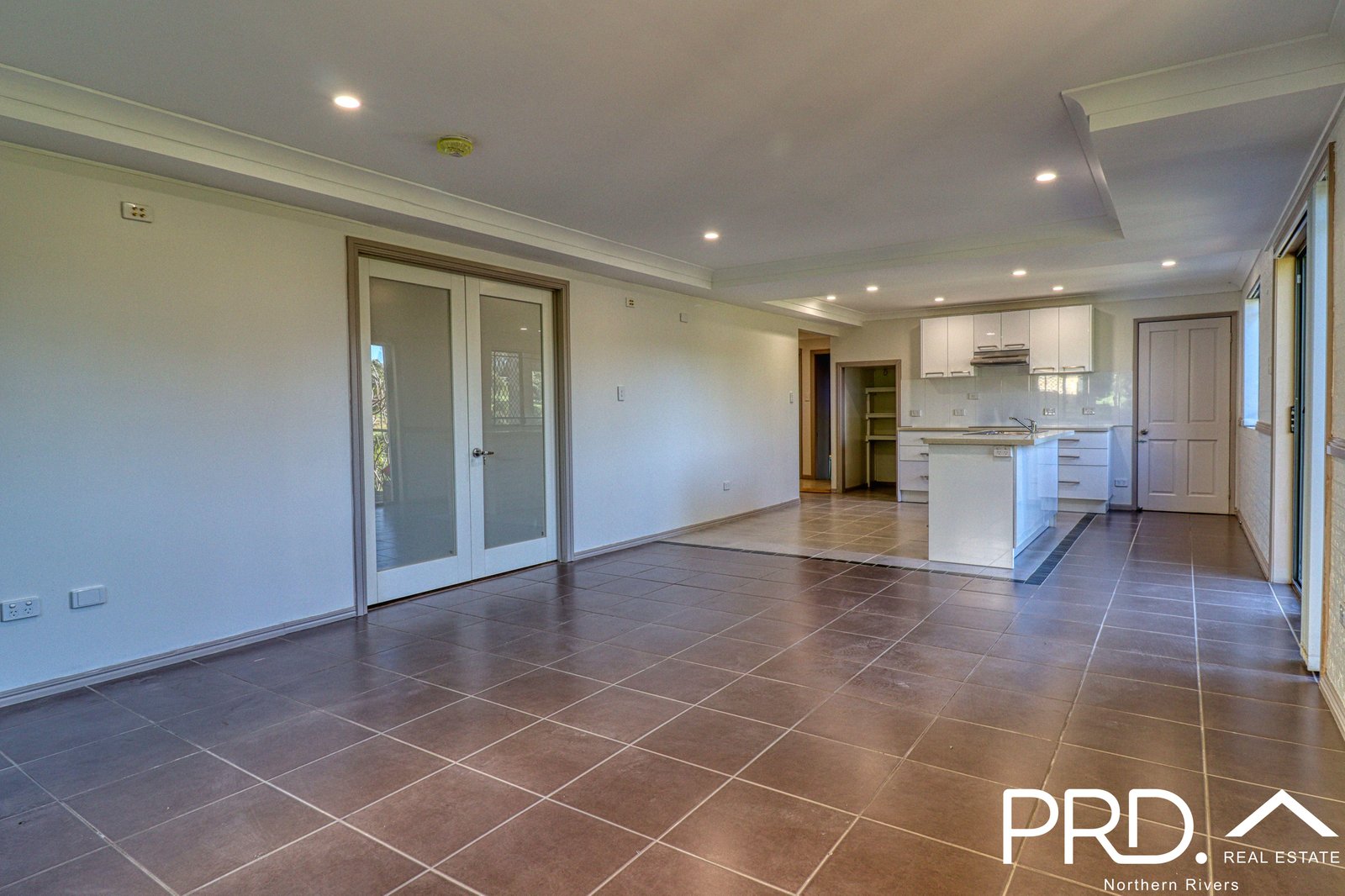 6a Florence Street GOONELLABAH 5