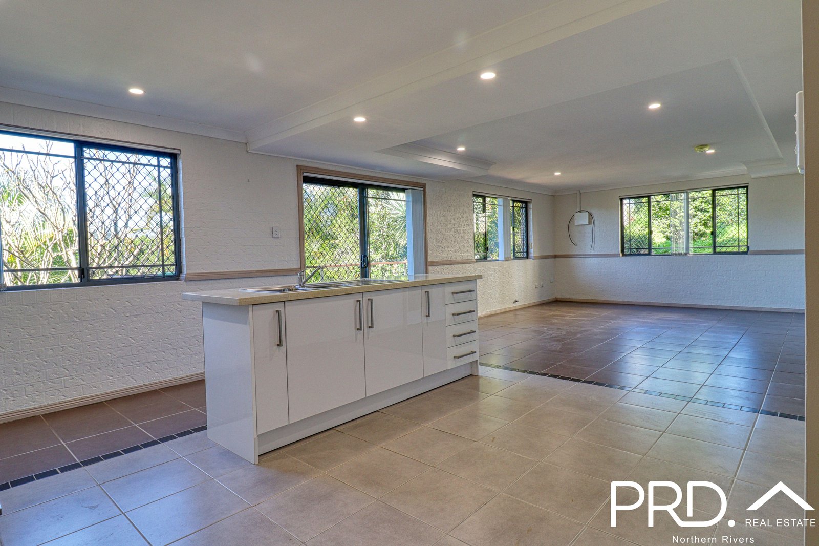 6a Florence Street GOONELLABAH 6