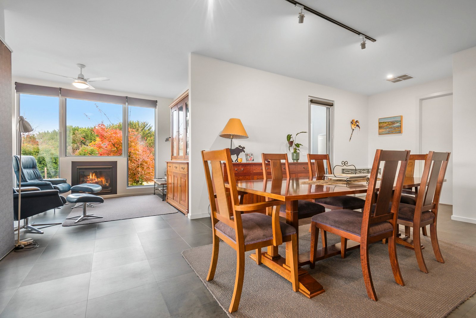 Real Estate and Property in 6A Gordon Court, Woodend, VIC